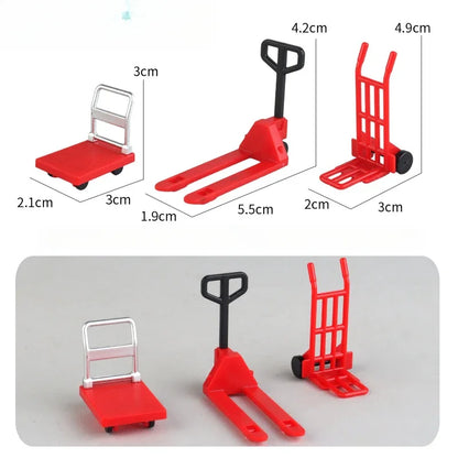 1:6 Scale Garbage Bin with Wheels & Lid red-1set