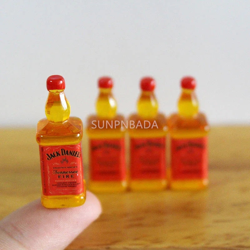1/6 Scale Miniature Wine & Whisky Bottle Set for Dollhouse & BJD SNP-035L