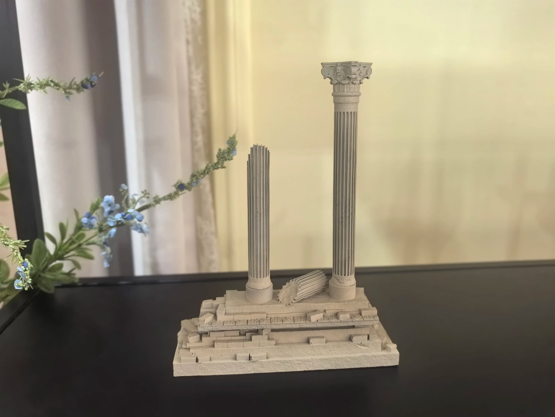 Retro Roman Architecture Resin Figurine – LTCP-407 Series