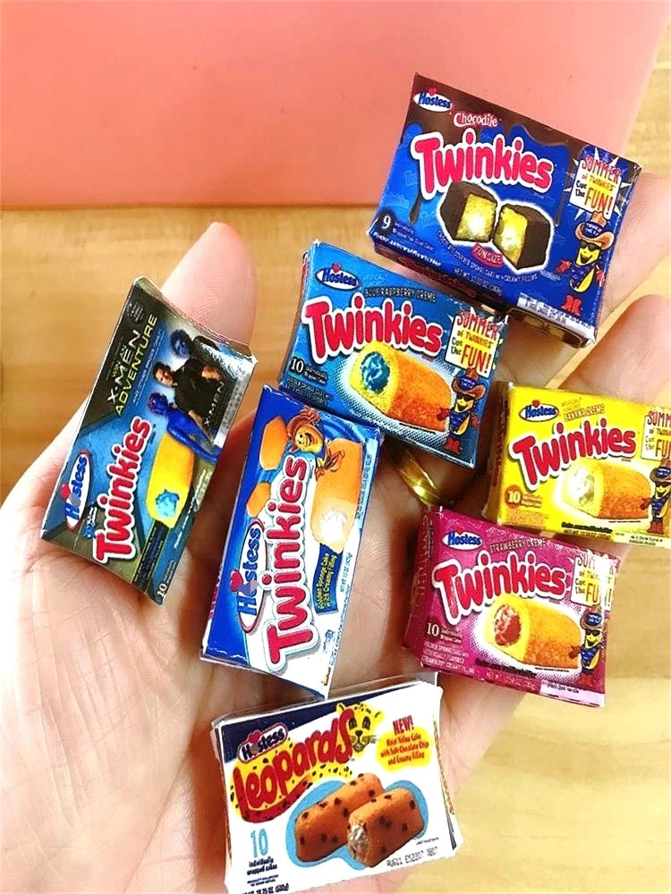 1/12 Scale Miniature Hostes,s Cakes Dollhouse Food Mini Cakes Mini Dollhouse Groceries Mini Doll Food Diorama and Snack Cake Book Nook Kit Australia