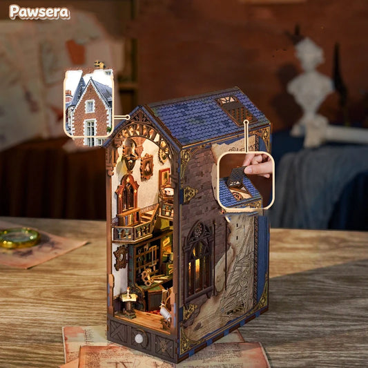 DaVinci Smart Book Nook DIY kit with sensor light and inventor workshop scene