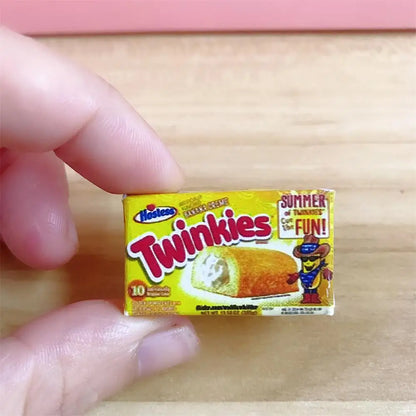 1/12 Scale Miniature Hostes,s Cakes Dollhouse Food Mini Cakes Mini Dollhouse Groceries Mini Doll Food Diorama and Snack Cake Book Nook Kit Australia
