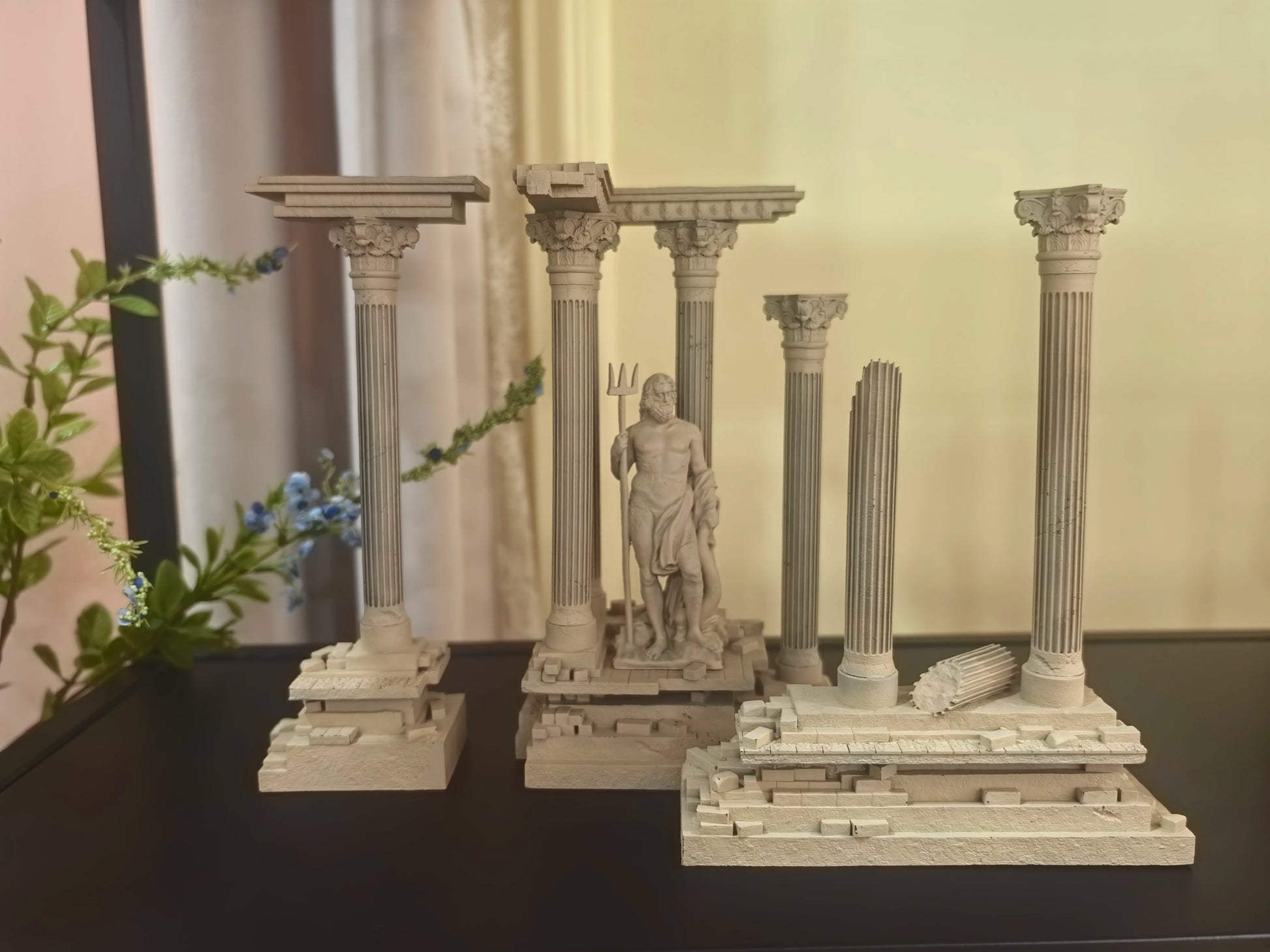 Retro Roman Architecture Resin Figurine – LTCP-407 Series