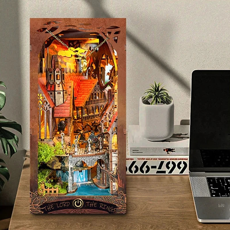 Lord of the Rings Book Nook – Epic Middle-earth Diorama Kit