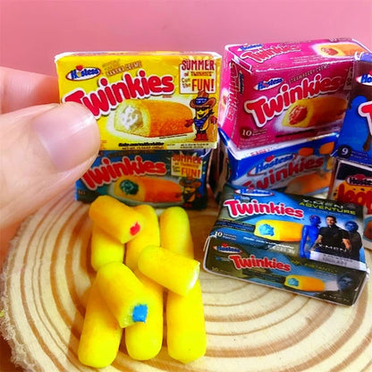 1/12 Scale Miniature Hostes,s Cakes Dollhouse Food Mini Cakes Mini Dollhouse Groceries Mini Doll Food Diorama and Snack Cake Book Nook Kit Australia