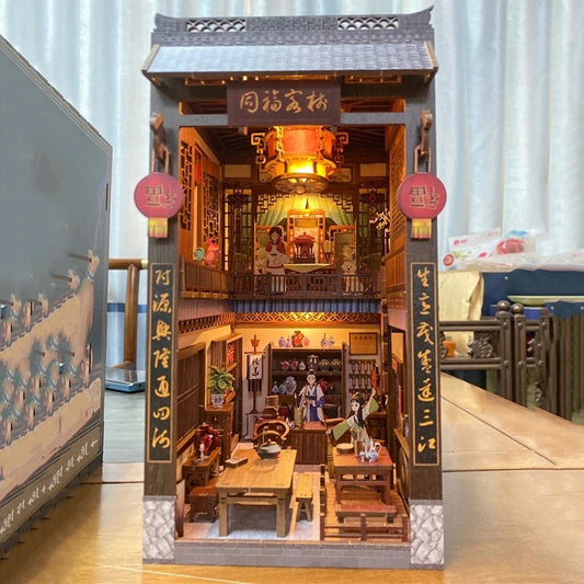Tongfu Inn DIY Book Nook Kit