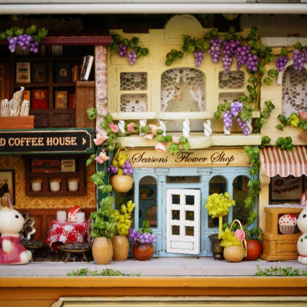 Miniature Box Theatre "In a Happy Corner"